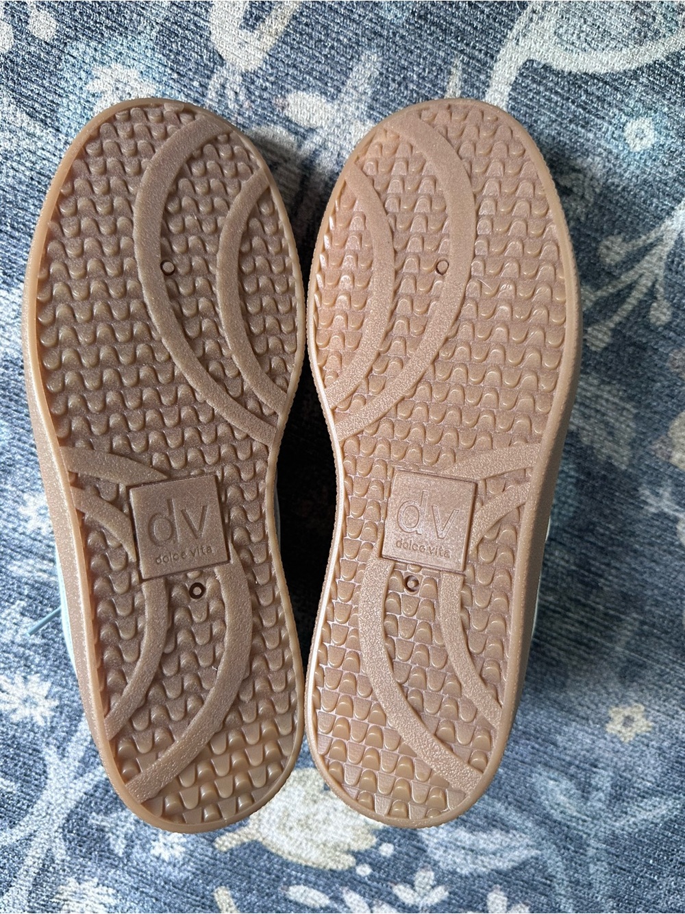 DV Dolce Vita Russo Light Blue Faux Leather Platform Sneakers Sz 8 - Picture 8 of 8